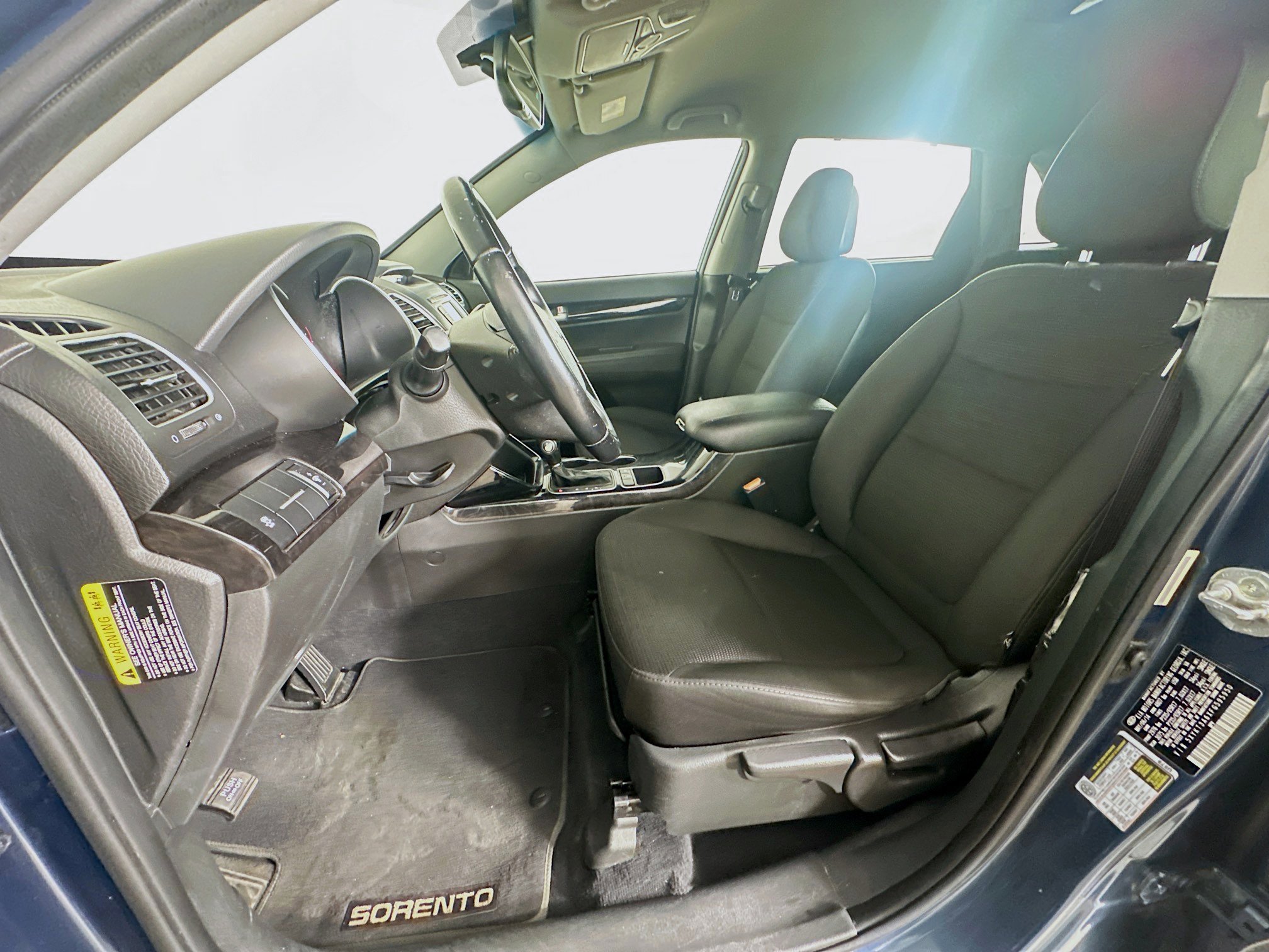 Used 2015 Kia Sorento LX FWD image 13