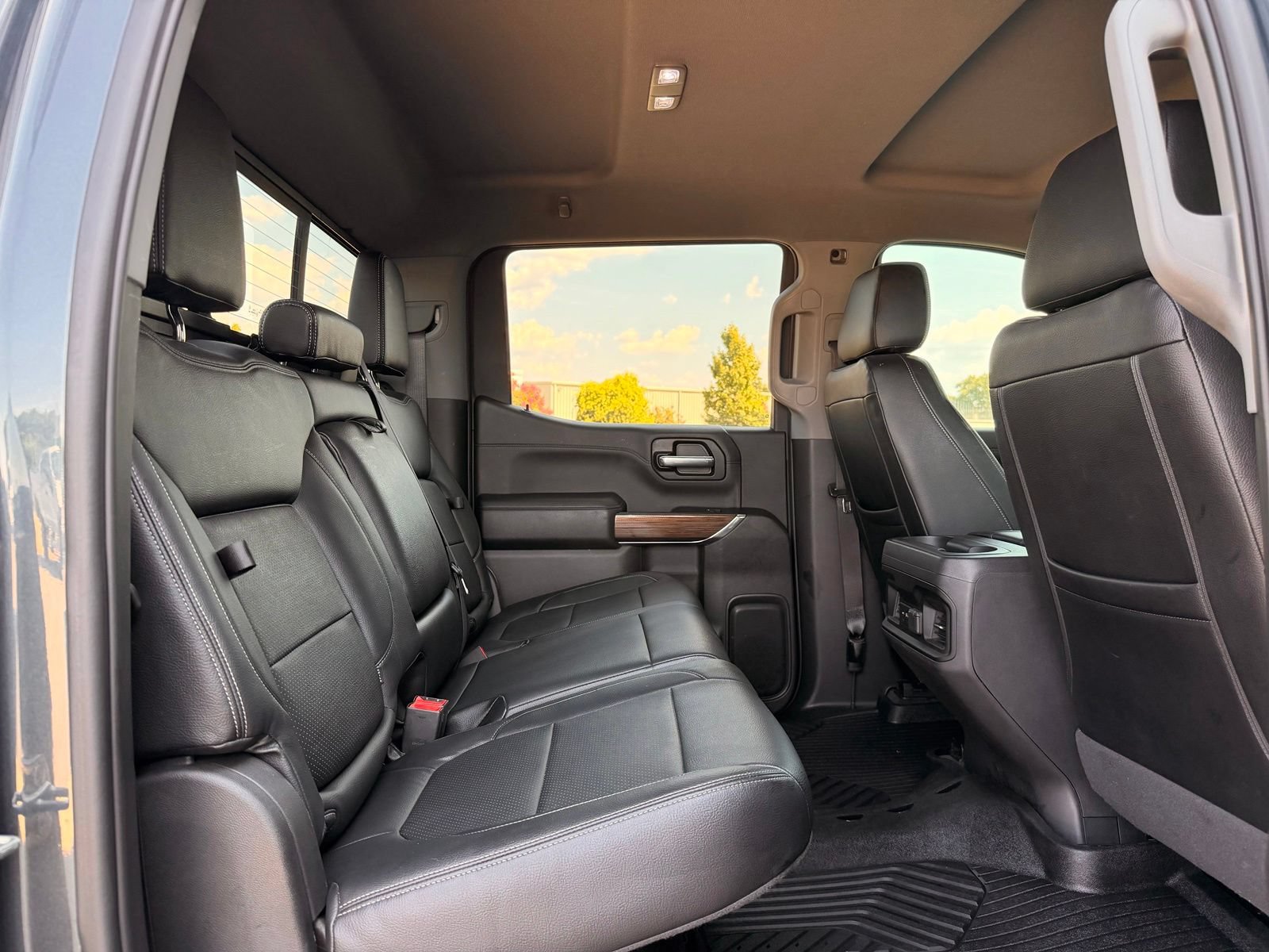 Used 2020 Chevrolet Silverado 1500 RST AWD/4WD image 32