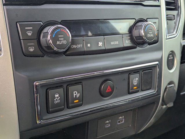 Used 2020 Nissan Titan SV w/ SV Convenience Package image 8