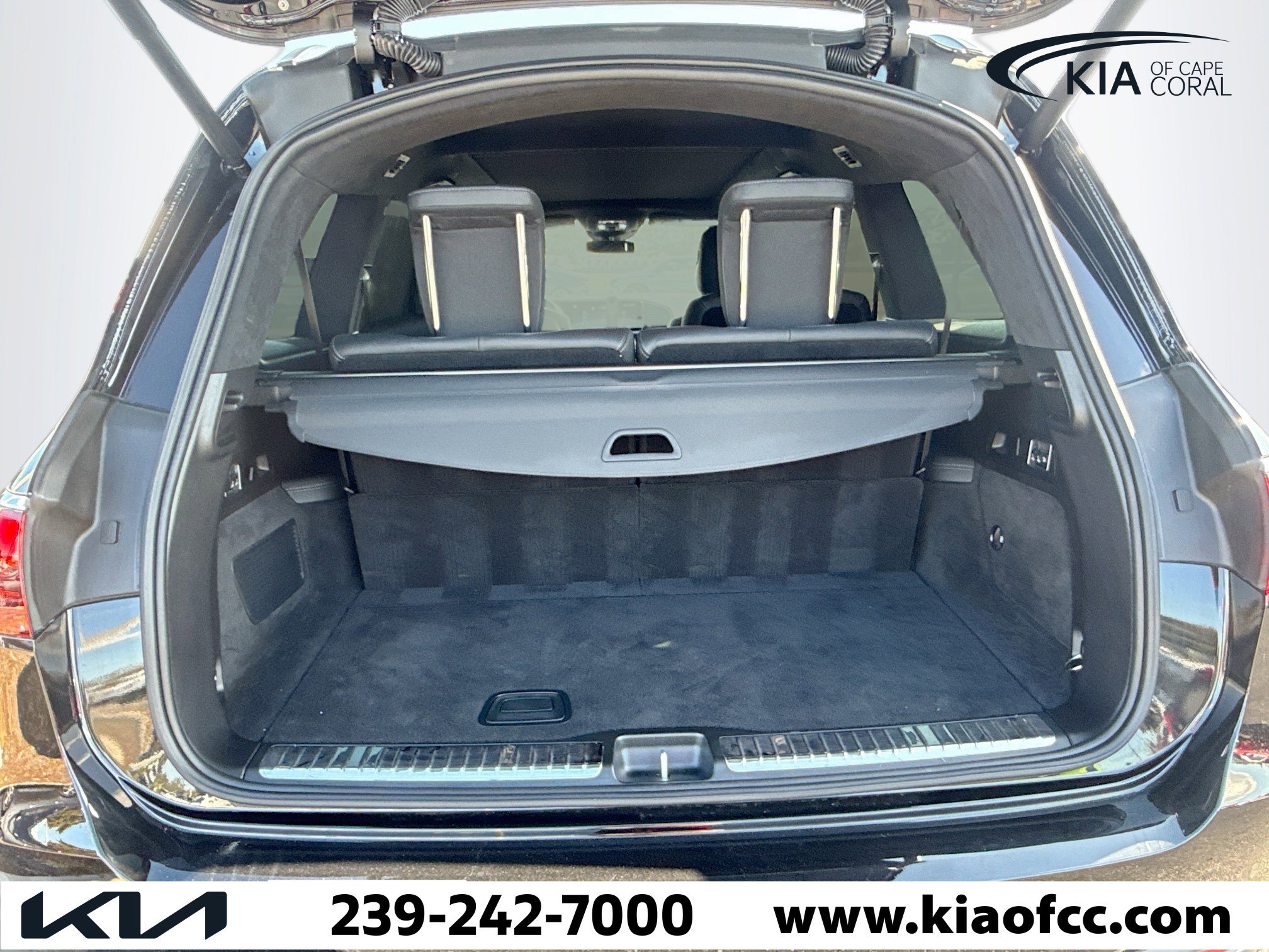 Used 2025 Mercedes-Benz GLS 63 AMG 4MATIC image 12