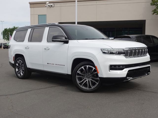 Used 2023 Jeep Grand Wagoneer Series III w/ HD Trailer Tow Package image 6