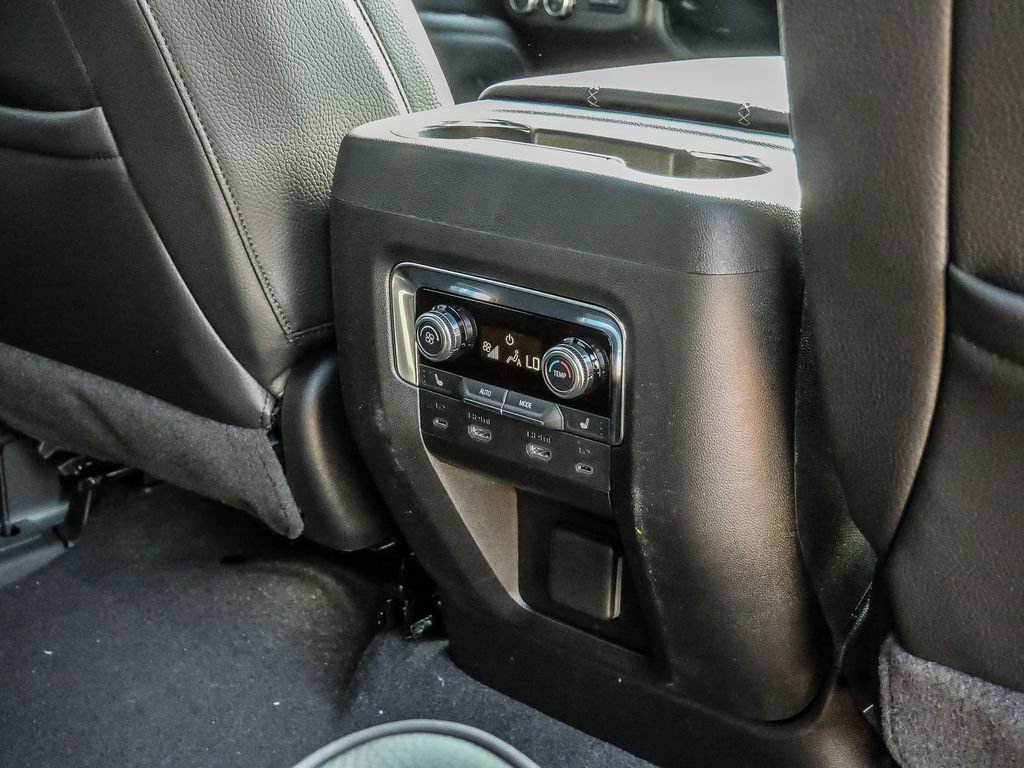New 2026 GMC Yukon XL Denali w/ Advanced Technology Package AWD/4WD image 27