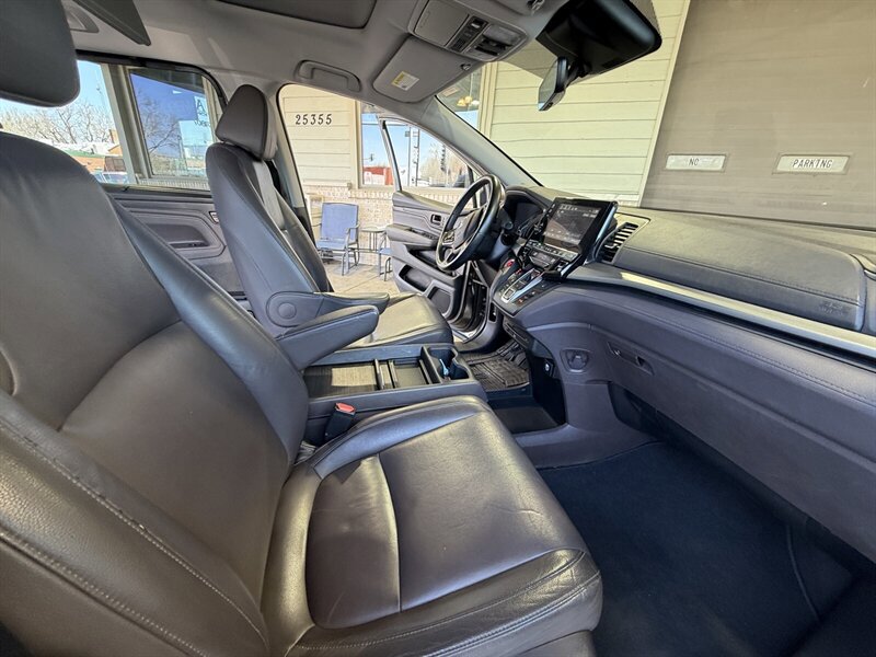 Used 2018 Honda Odyssey Touring image 16