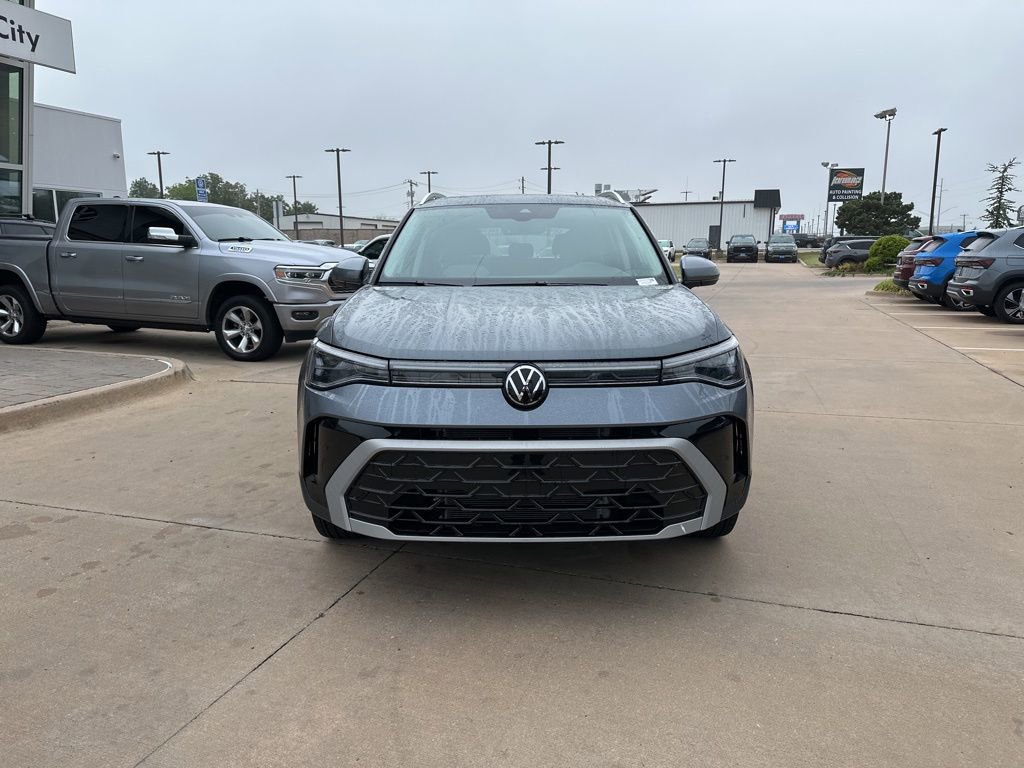 Used 2025 Volkswagen Taos SEL w/ Black Wheel Plus Package AWD/4WD image 2