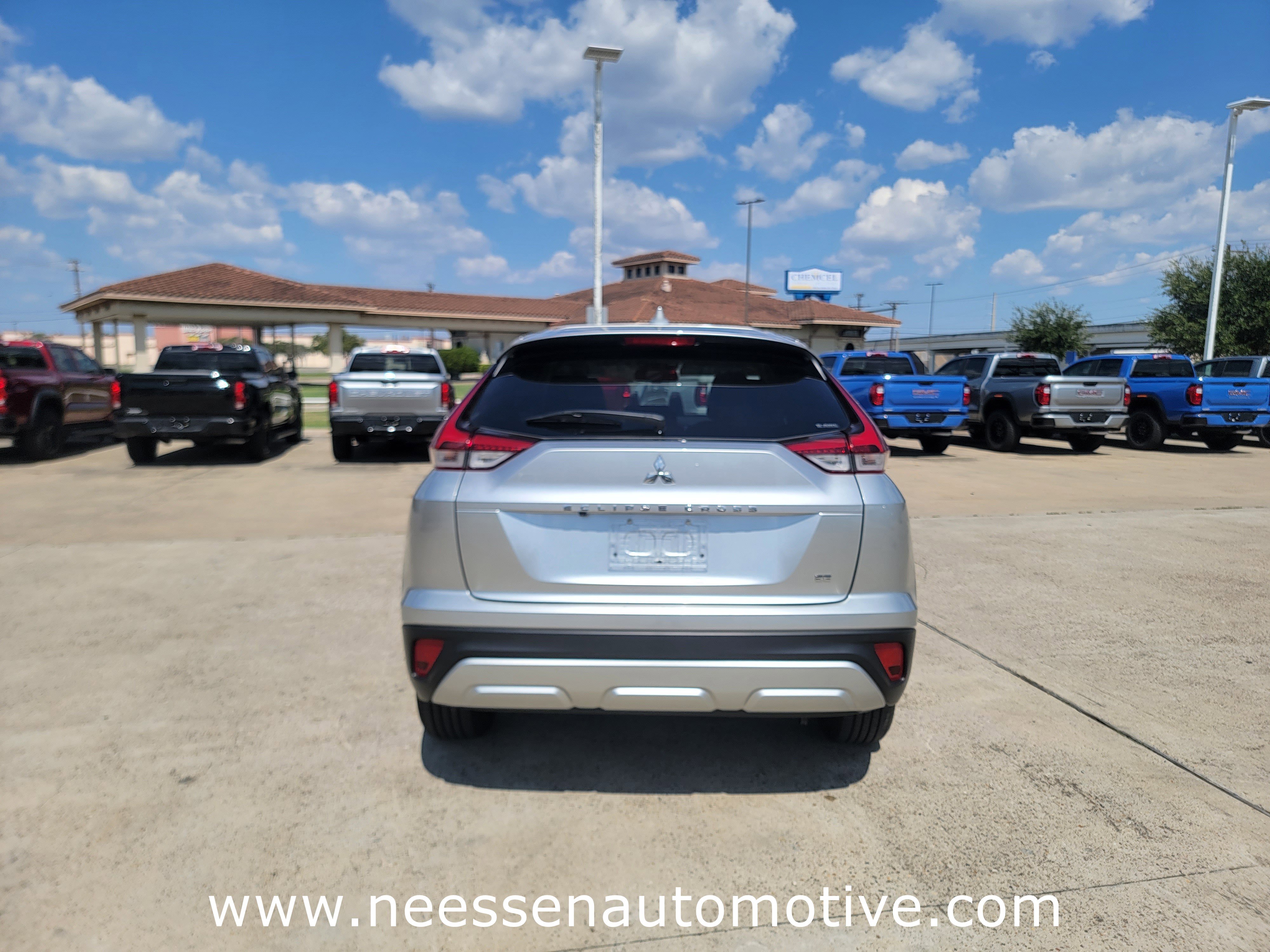 Used 2024 Mitsubishi Eclipse Cross SE image 6