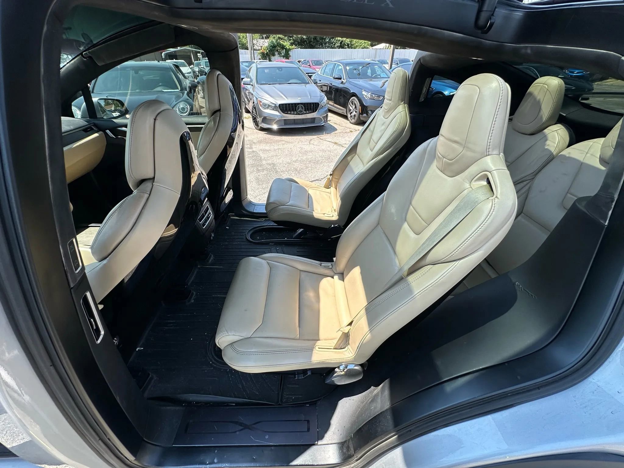 Used 2016 Tesla Model X Performance image 14