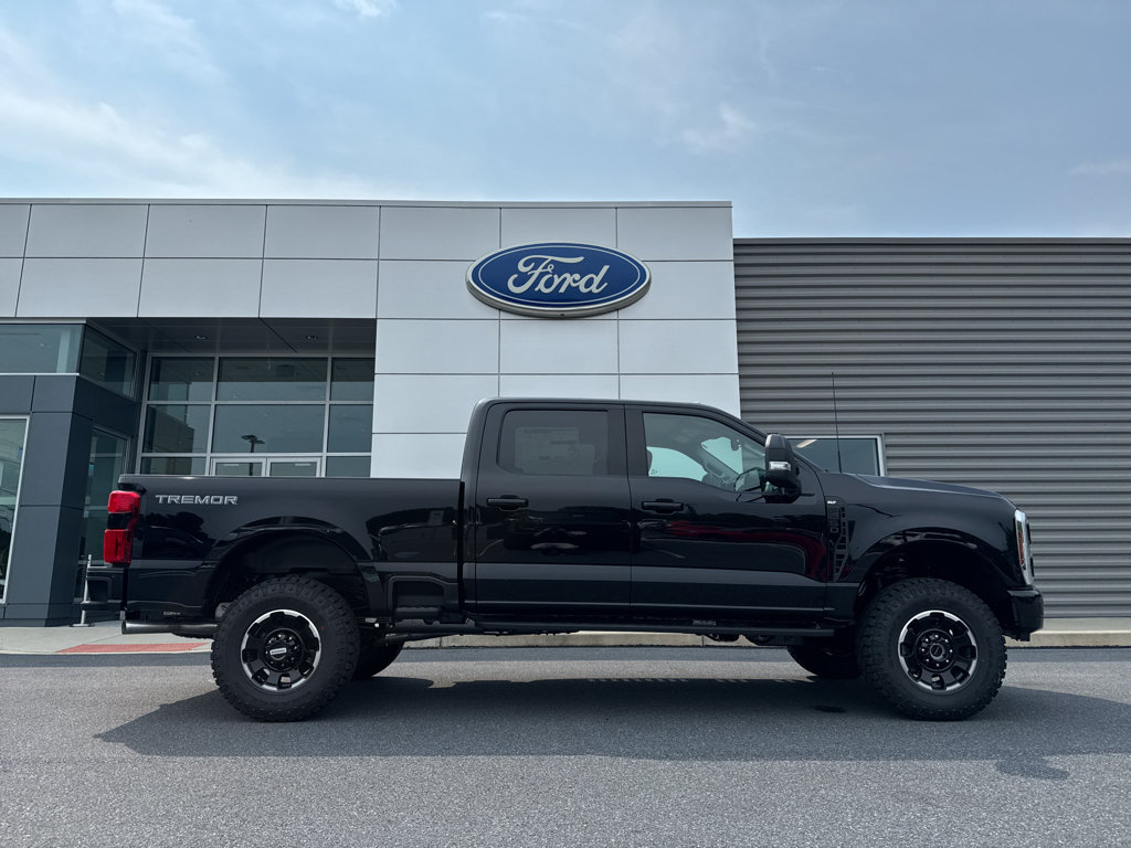 New 2026 Ford F250 XLT w/ XLT Premium Package AWD/4WD image 2