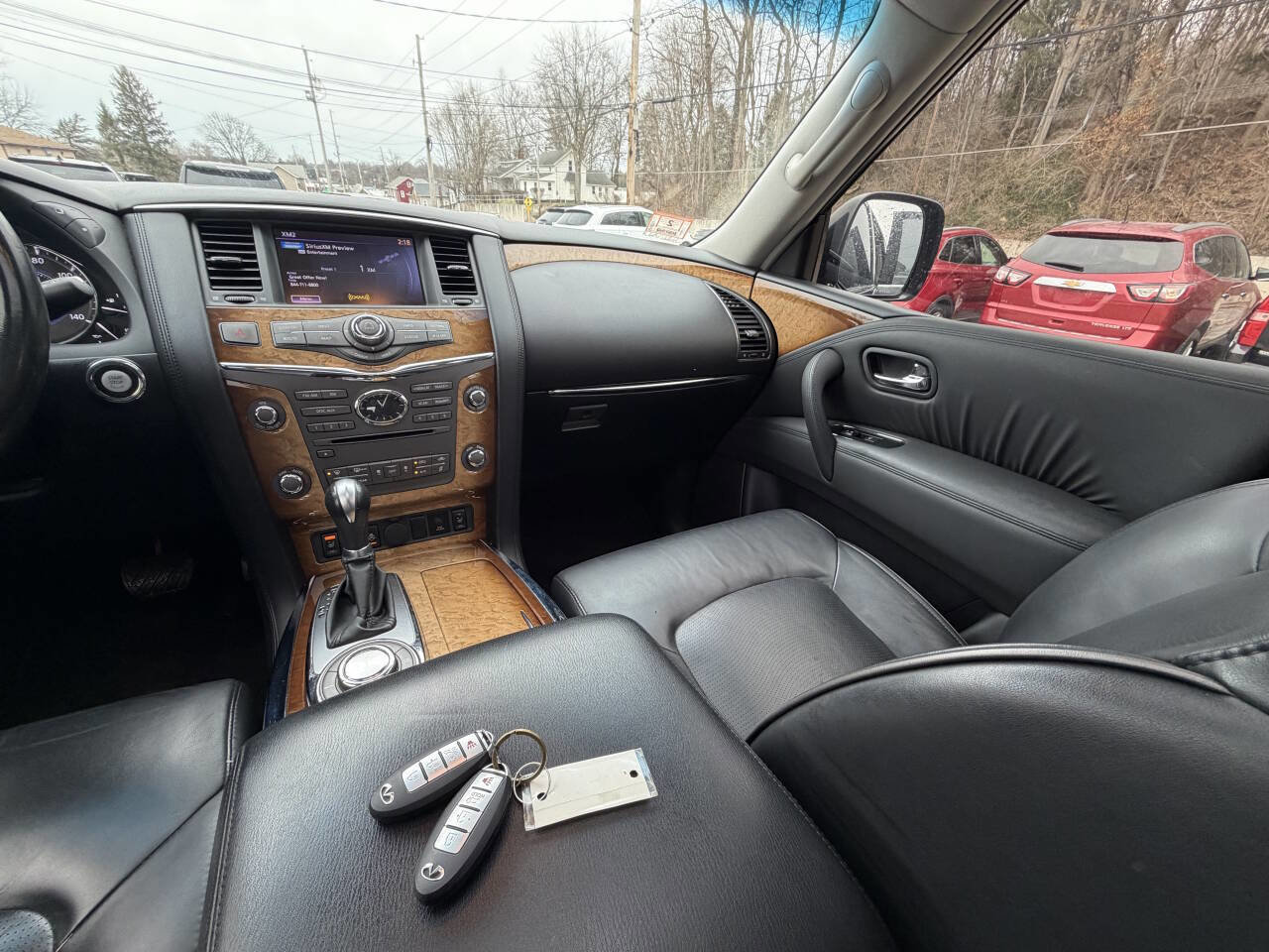 Used 2011 INFINITI QX56 Base 4x4 4dr SUV w/ Theater Pkg image 18