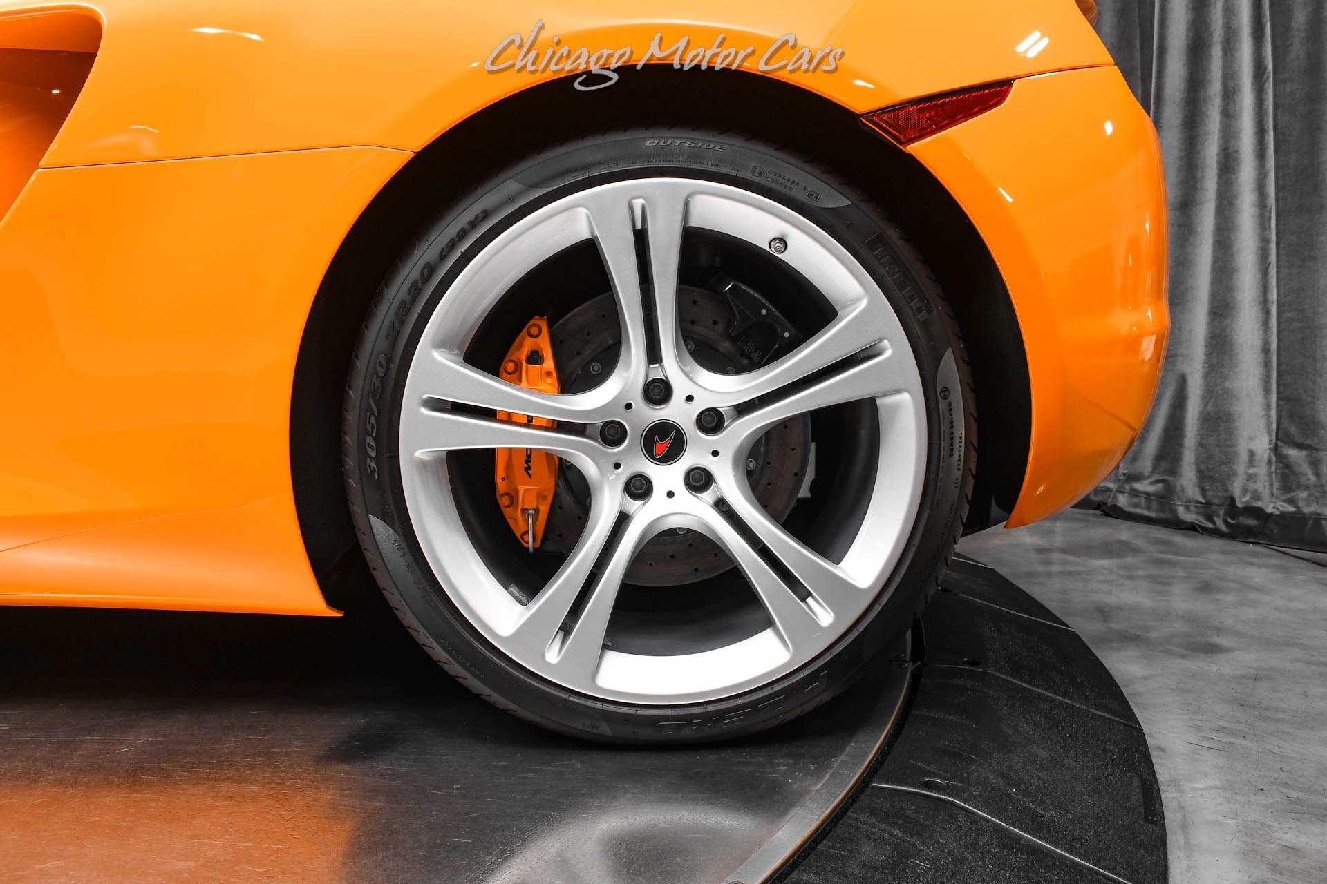 Used 2012 McLaren MP4-12C Coupe RWD image 47