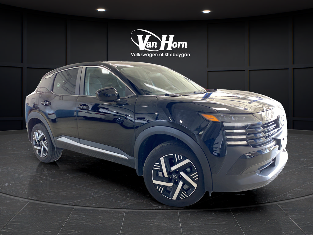 Used 2025 Nissan Kicks SV FWD image 1