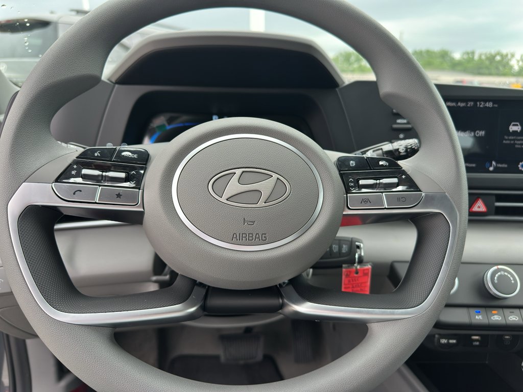 New 2026 Hyundai Elantra SE FWD image 12