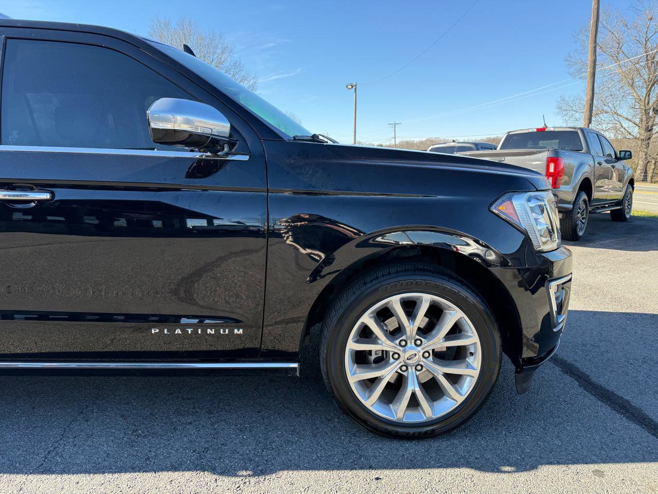 Used 2019 Ford Expedition Platinum image 49