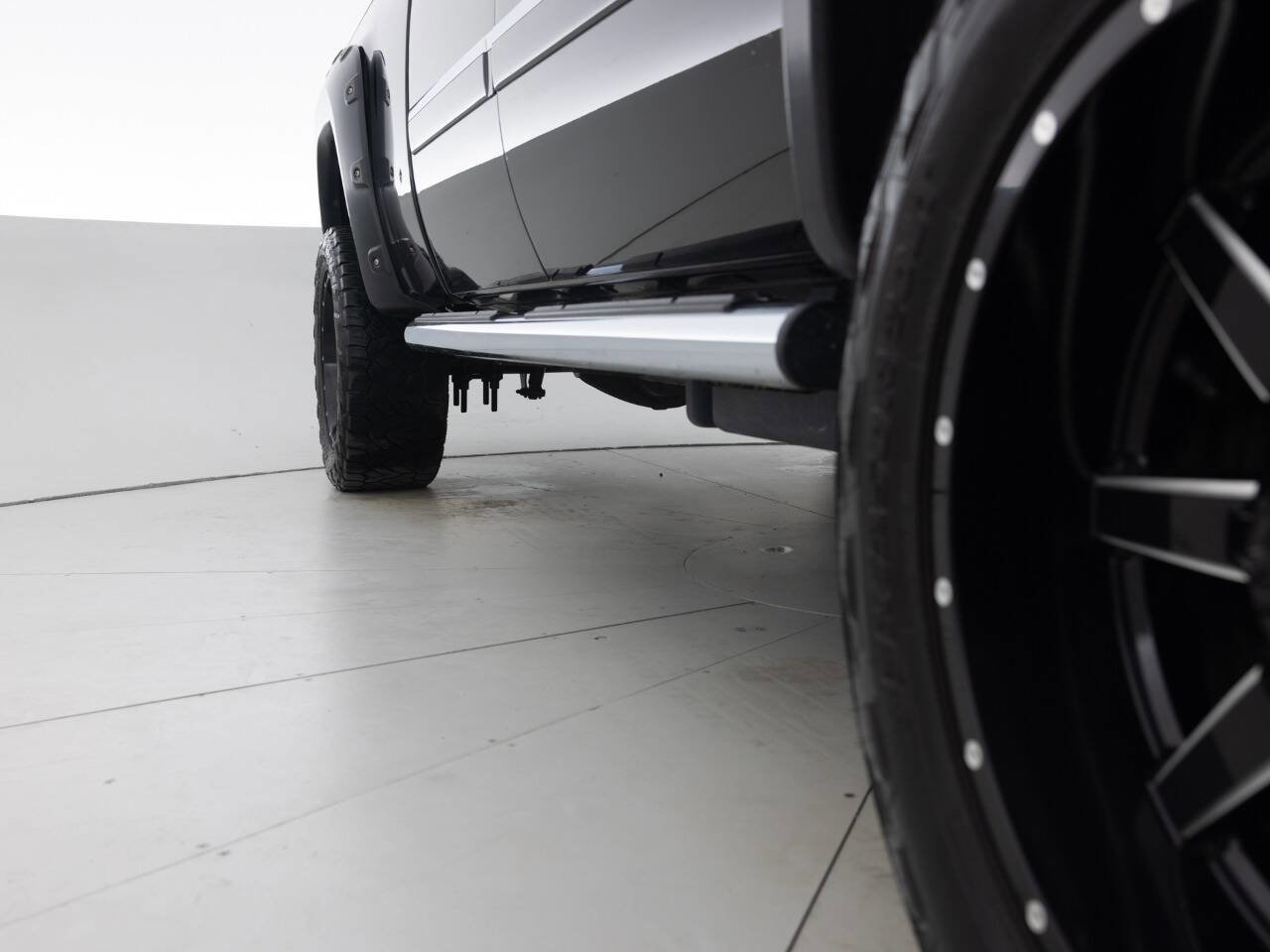 Used 2013 GMC Sierra 2500 Denali w/ Suspension Package, Off-Road image 21