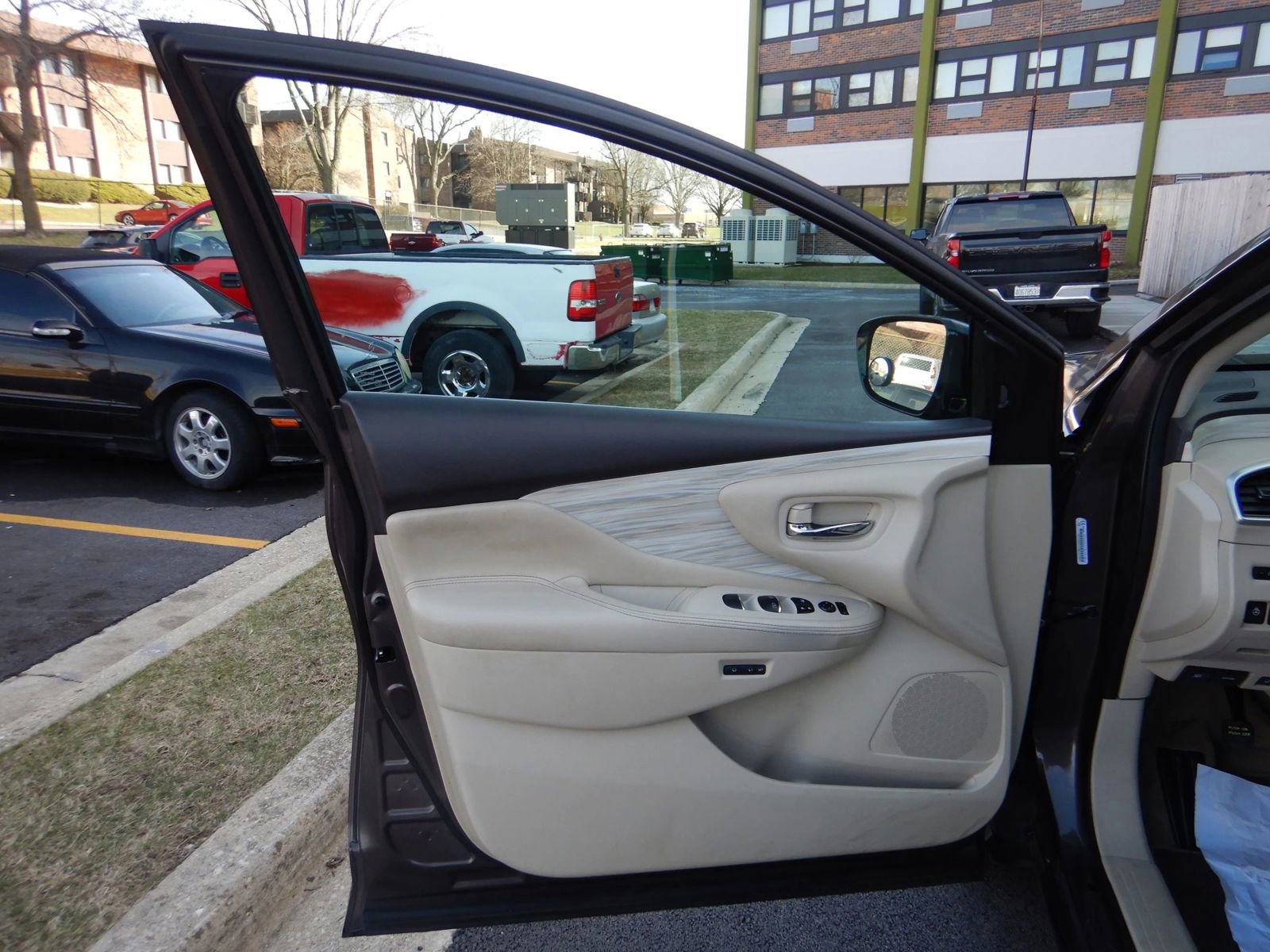 Used 2015 Nissan Murano Platinum w/ Platinum Technology Package AWD/4WD image 10
