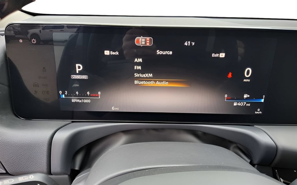 New 2026 Nissan Sentra SV w/ SV Convenience Package FWD image 13