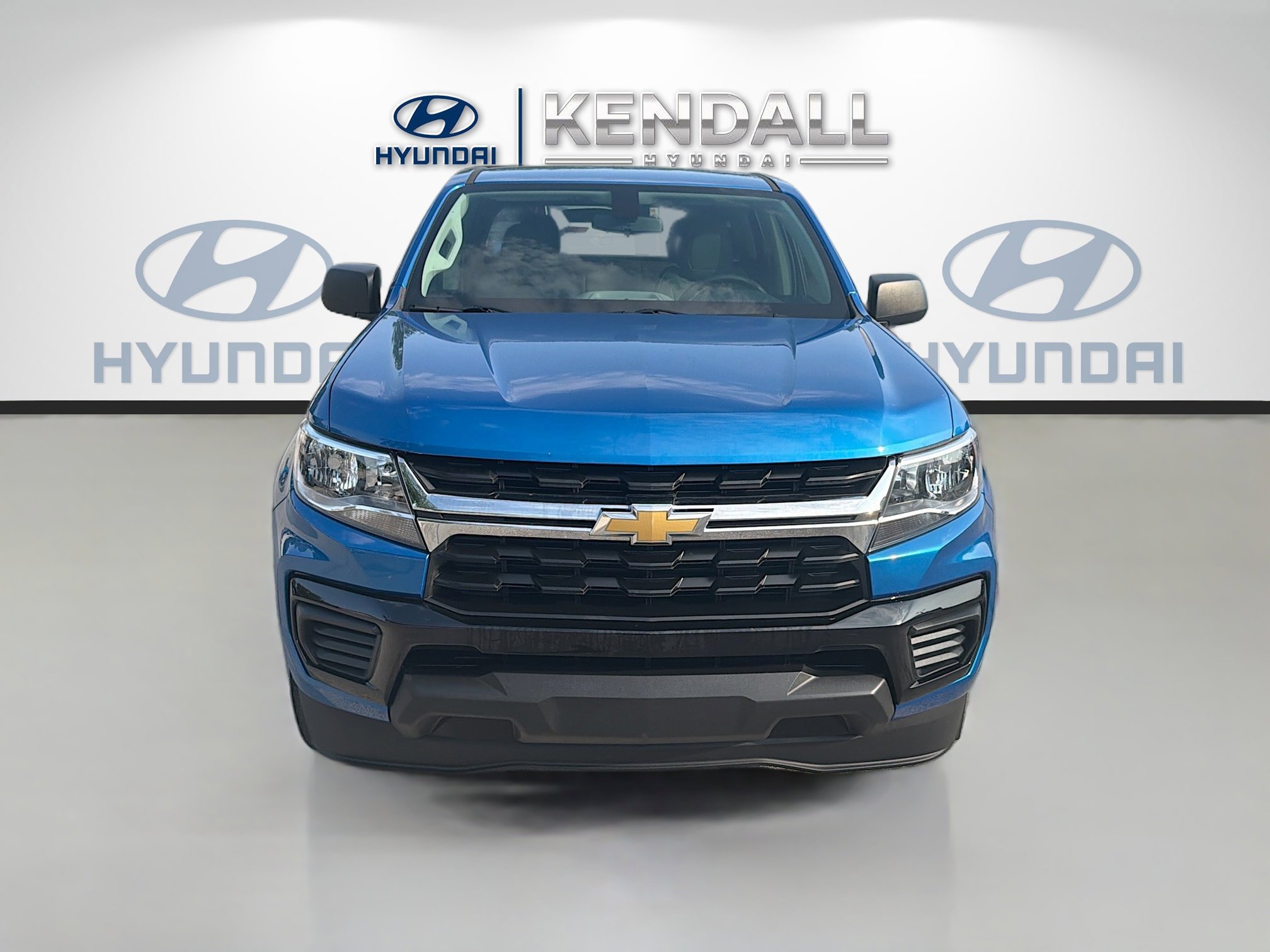 Used 2021 Chevrolet Colorado W/T RWD image 2