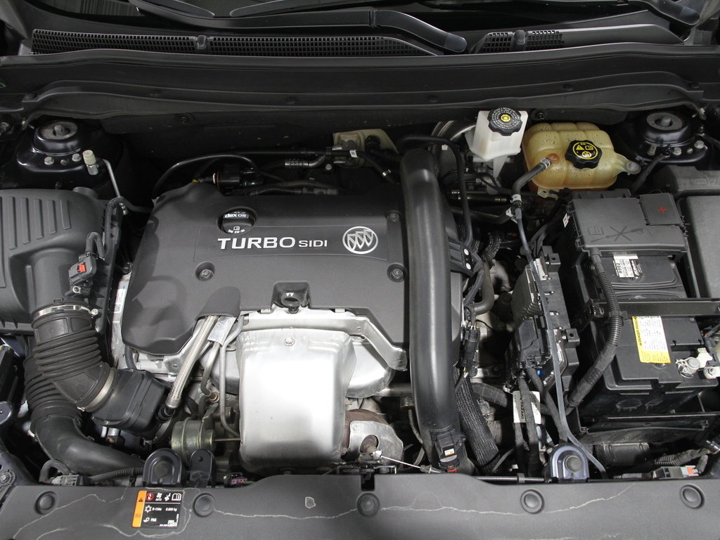 Used 2020 Buick Envision Premium w/ LPO, Active Package image 19