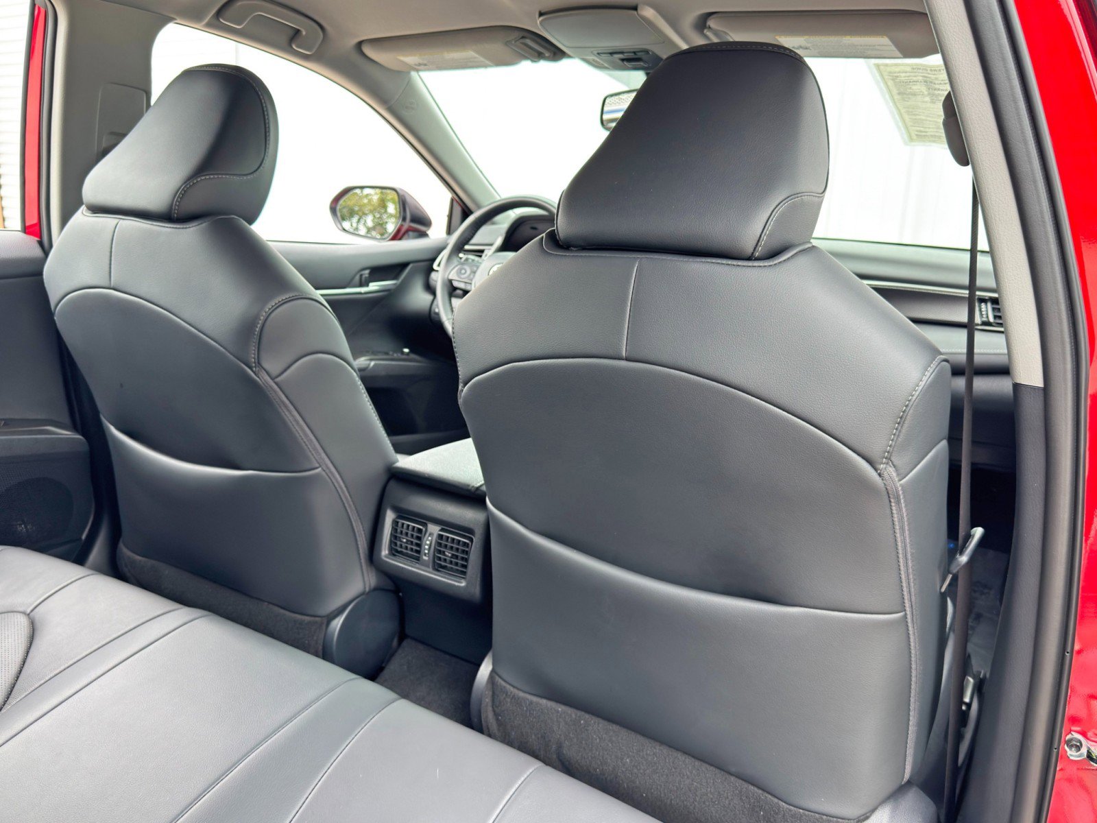 Used 2024 Toyota Camry XSE image 31