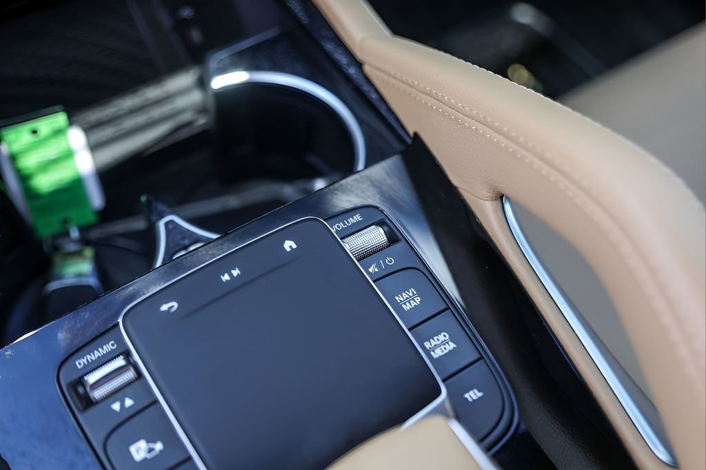 Used 2025 Mercedes-Benz GLE 450 4MATIC image 21