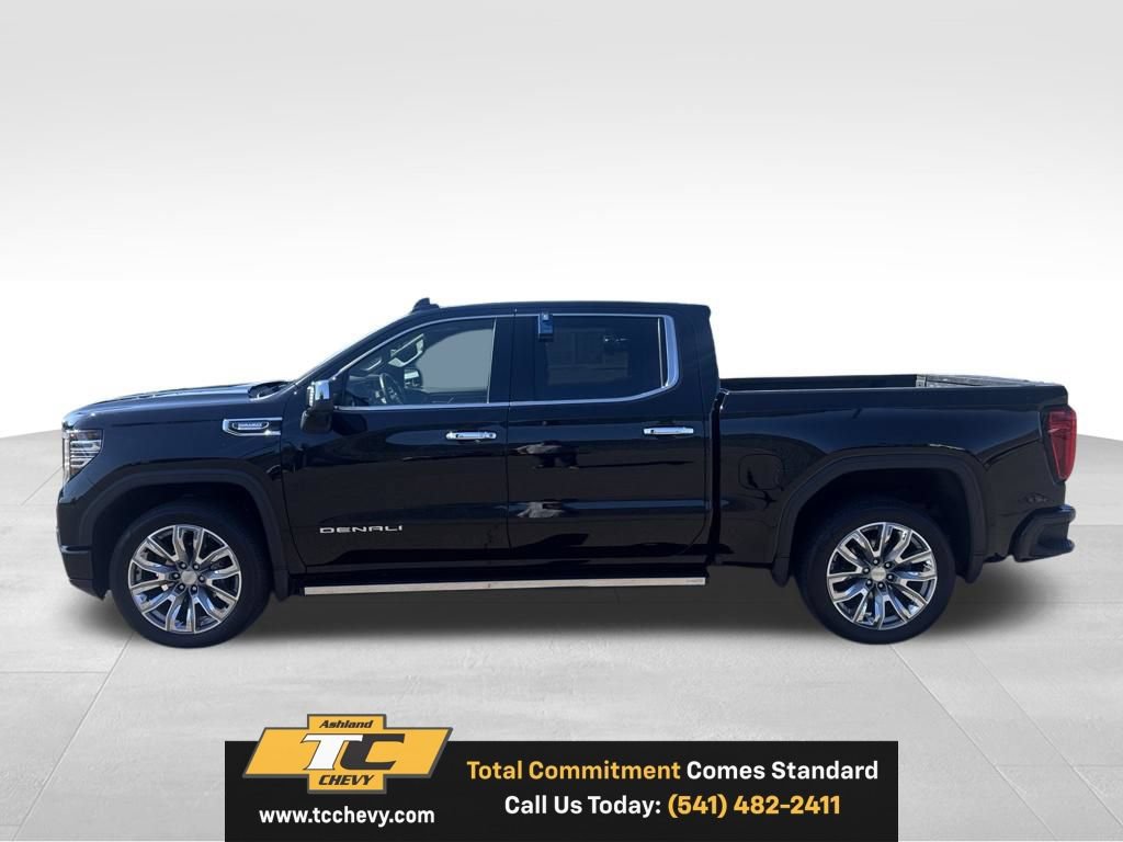Used 2023 GMC Sierra 1500 Denali w/ Denali Reserve Package AWD/4WD image 4