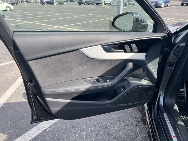 Used 2023 Audi A4 2.0T Premium Plus w/ Premium Plus Package image 5