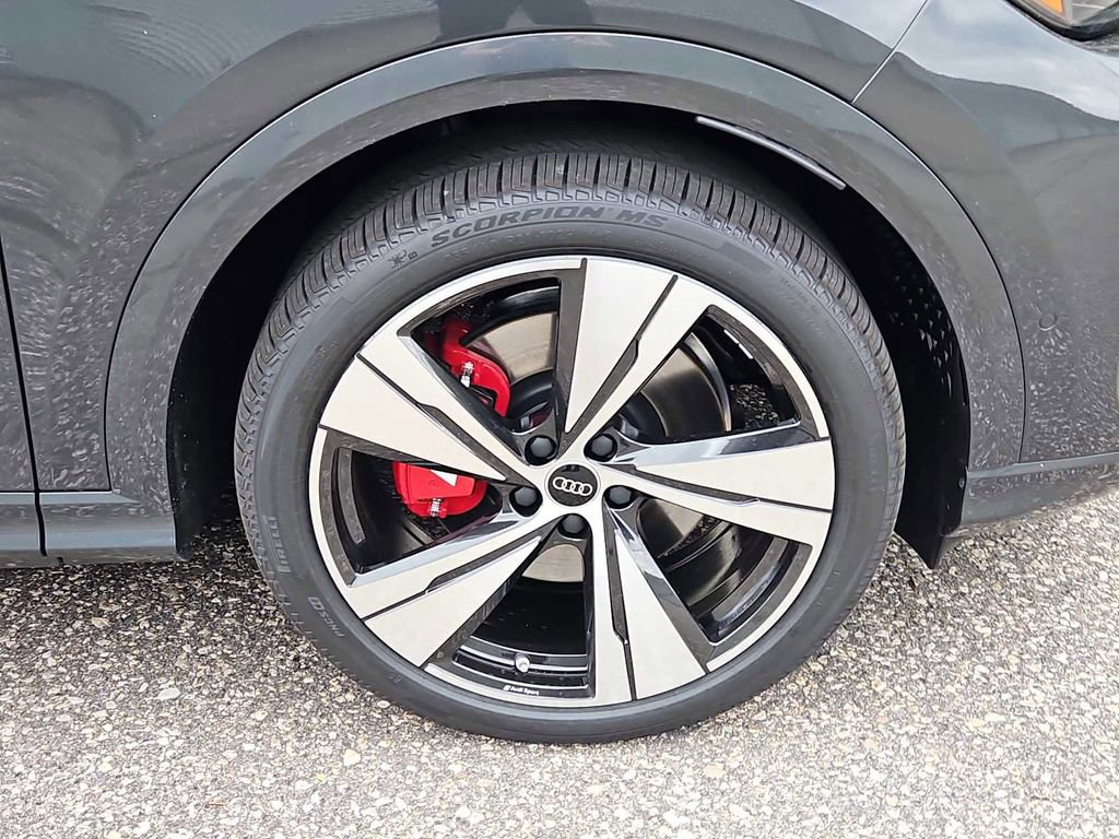 New 2026 Audi SQ5 Premium Plus AWD/4WD image 3