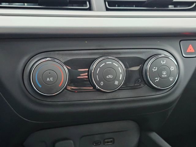Certified 2025 Chevrolet Trax LS image 29