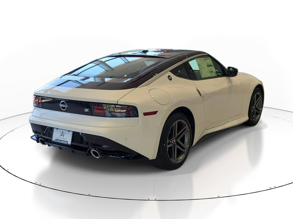 New 2026 Nissan Z Sport w/ Floor Mat Package RWD image 4