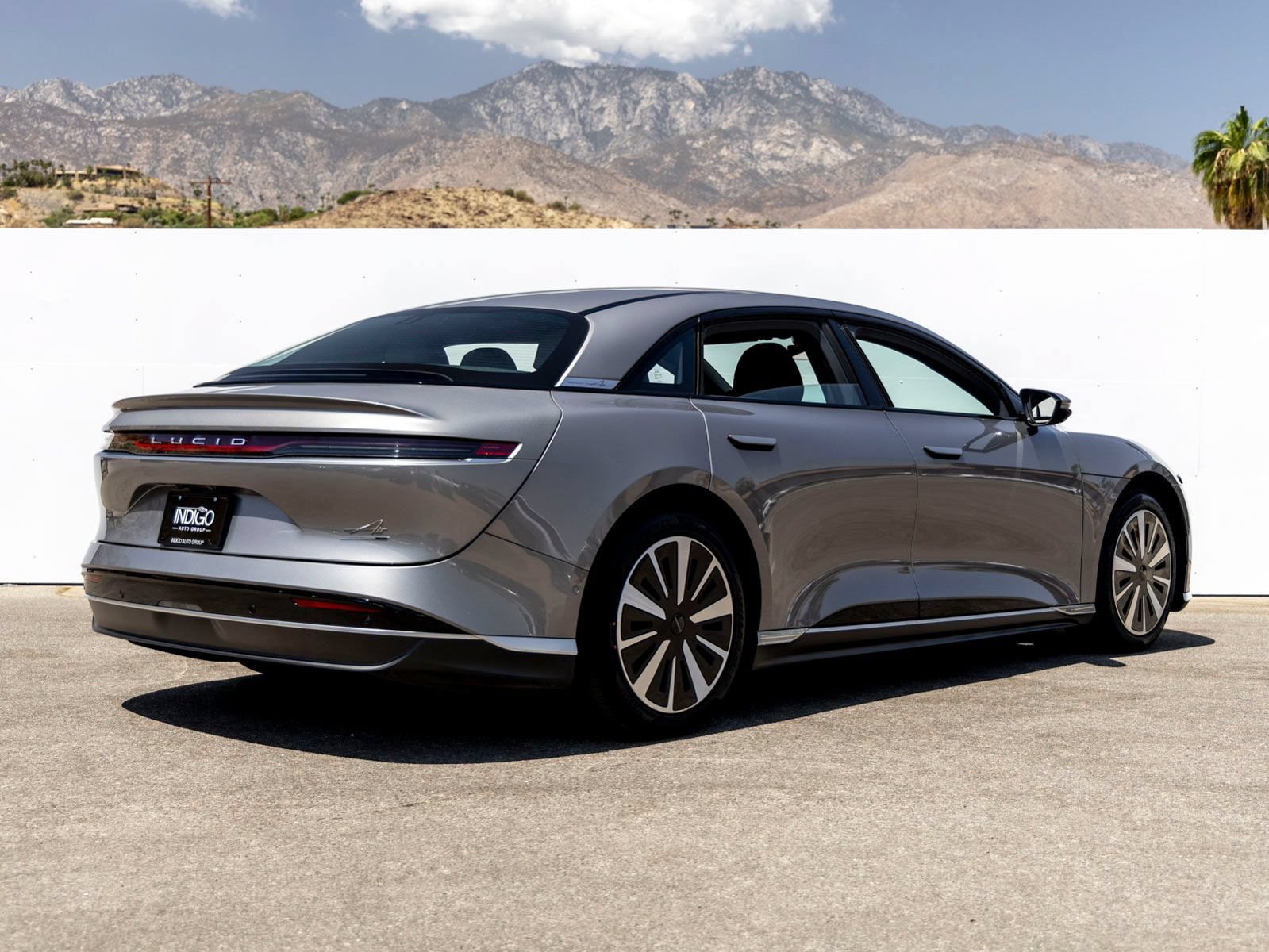 Used 2024 Lucid Air Touring AWD/4WD image 7