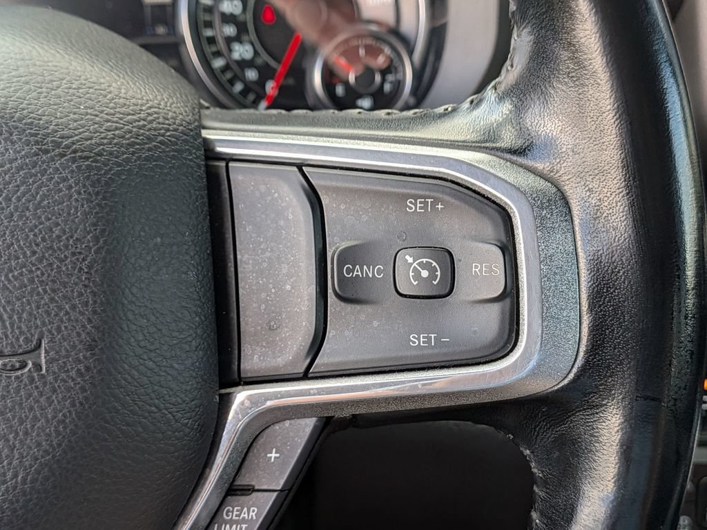 Used 2023 RAM 1500 Laramie AWD/4WD image 21