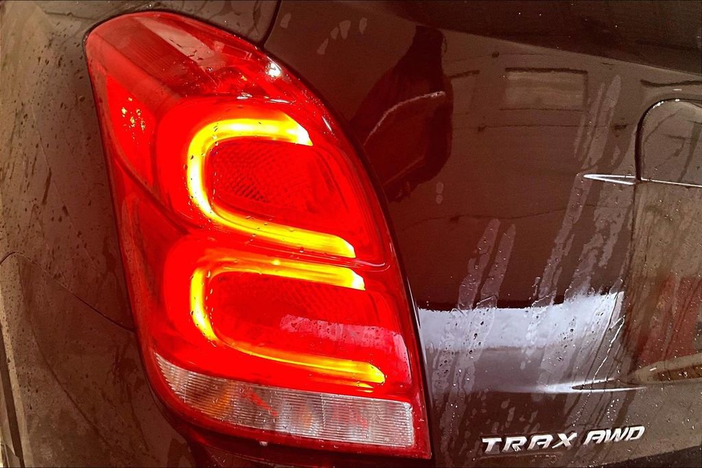 Used 2019 Chevrolet Trax LT w/ LT Convenience Package image 22