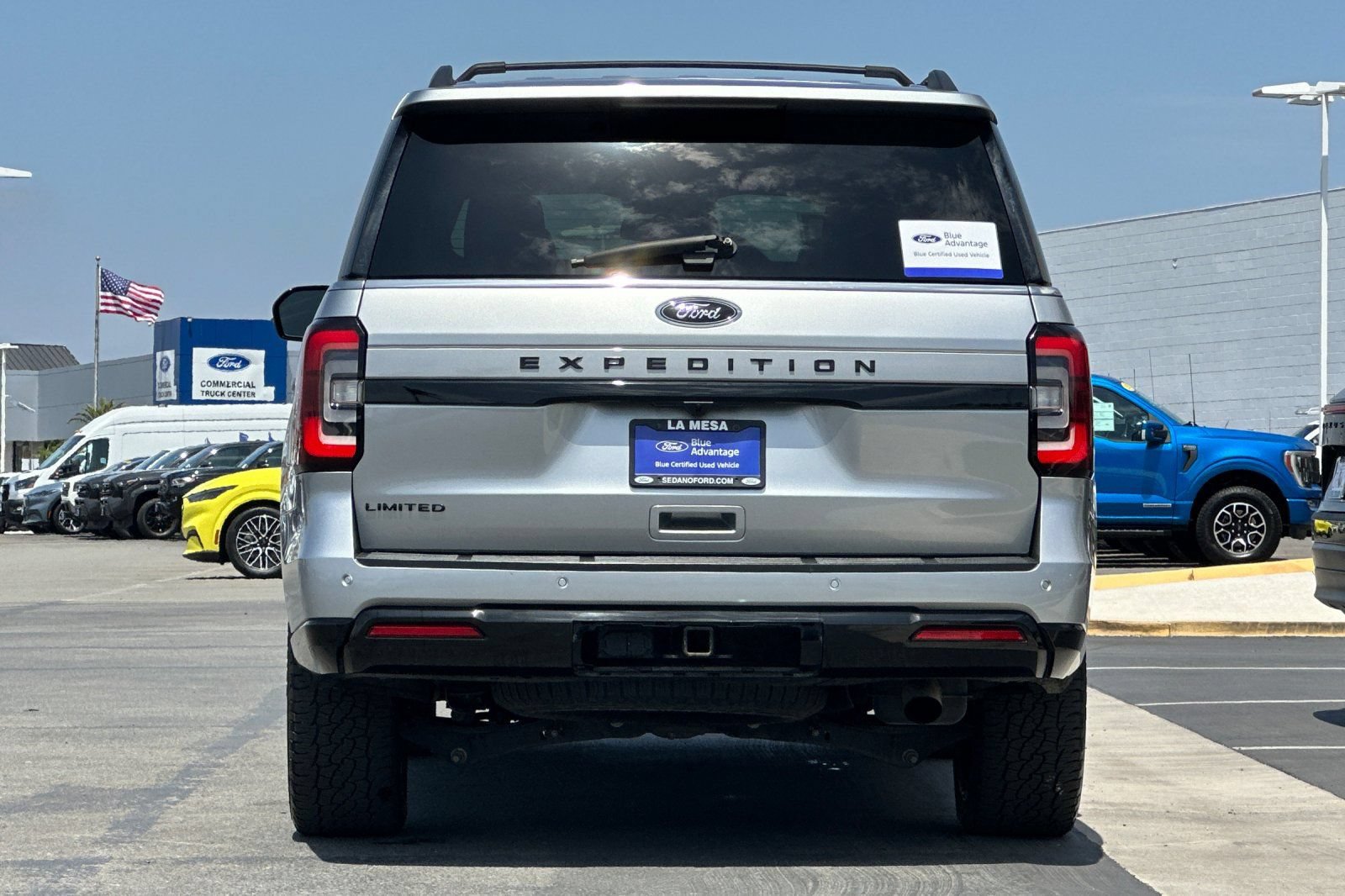 Certified 2022 Ford Expedition Limited AWD/4WD image 4