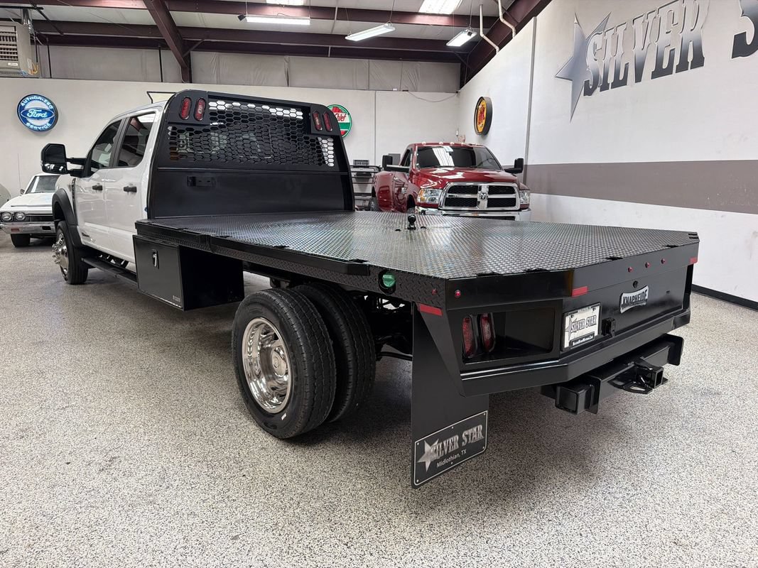 Used 2024 Ford F550 4x4 Crew Cab Super Duty image 5
