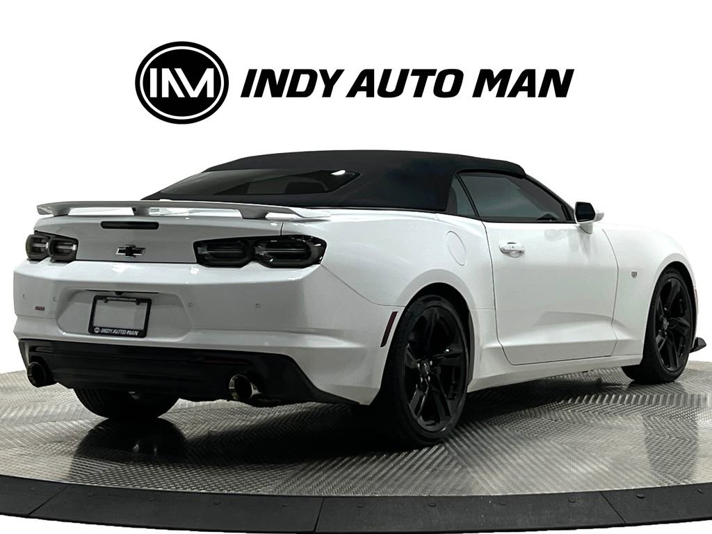 Used 2020 Chevrolet Camaro SS RWD image 4