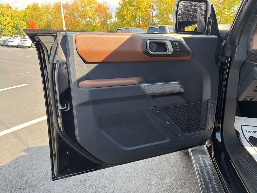 Used 2023 Ford Bronco Outer Banks image 18