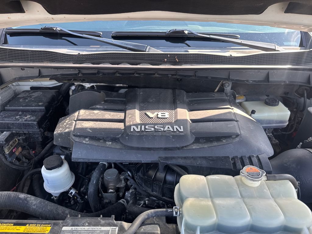 Used 2018 Nissan Titan SV AWD/4WD image 21
