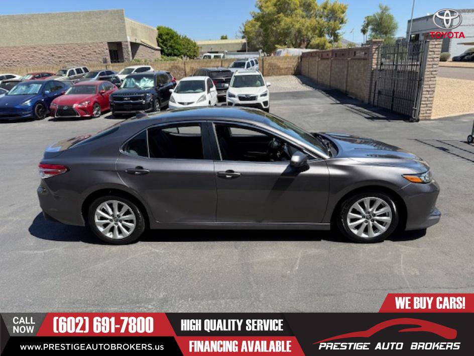 Used 2020 Toyota Camry LE image 8