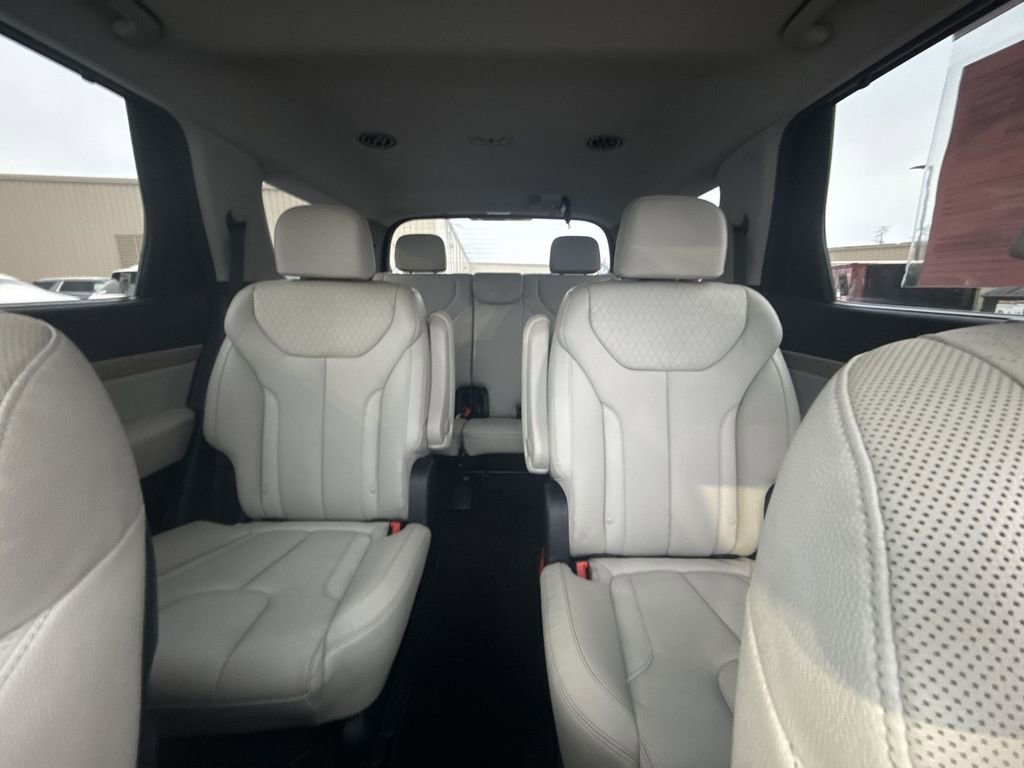 Used 2020 Hyundai Santa Fe SEL w/ Convenience + Premium Package image 22