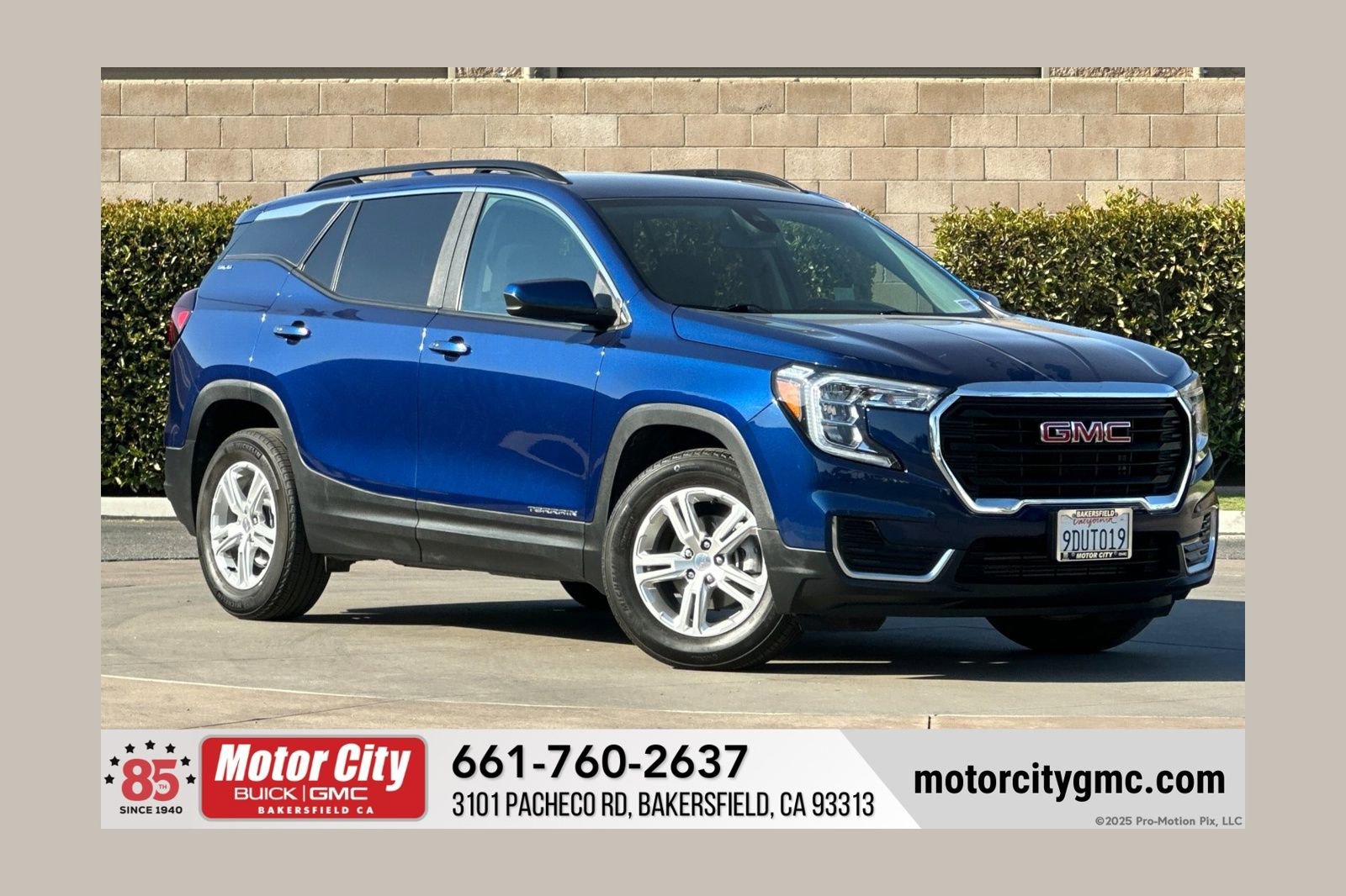 Used 2022 GMC Terrain SLE w/ Driver Convenience Package