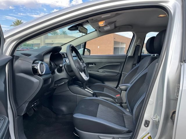 Used 2025 Nissan Versa SV FWD image 10