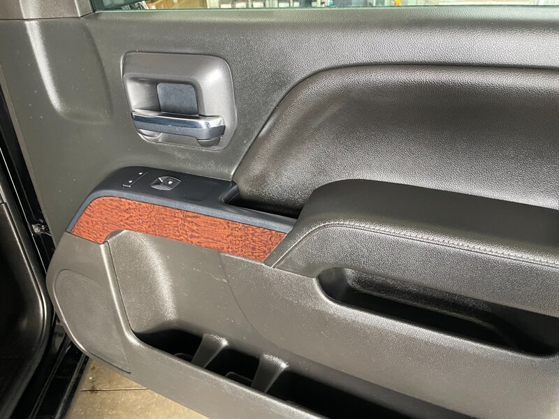 Used 2018 GMC Sierra 1500 SLE w/ SLE Value Package AWD/4WD image 26