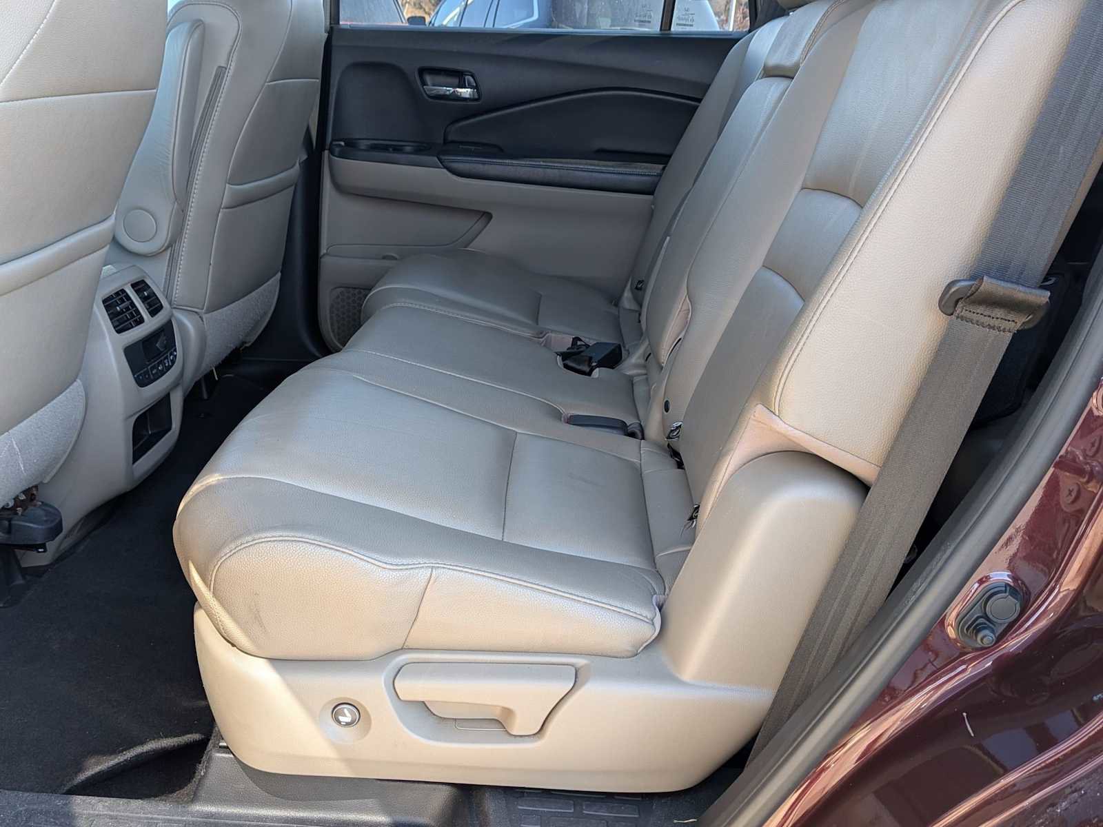 Used 2017 Honda Pilot EX-L image 19