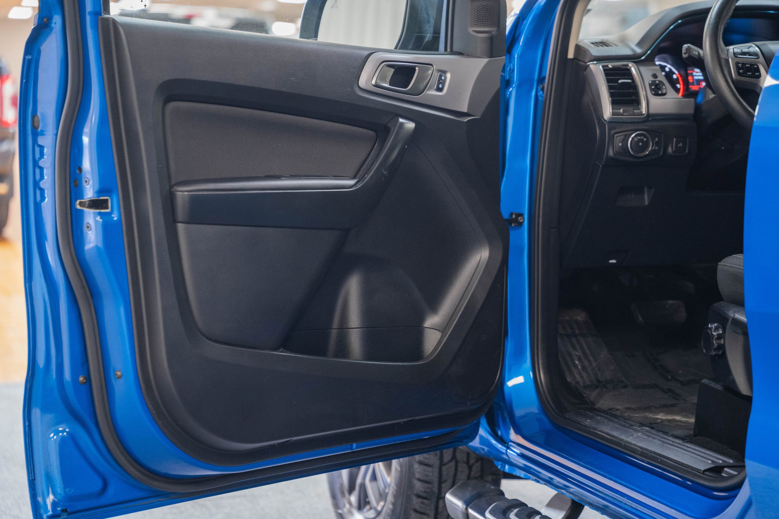 Certified 2021 Ford Ranger XLT w/ Equipment Group 301A Mid image 40