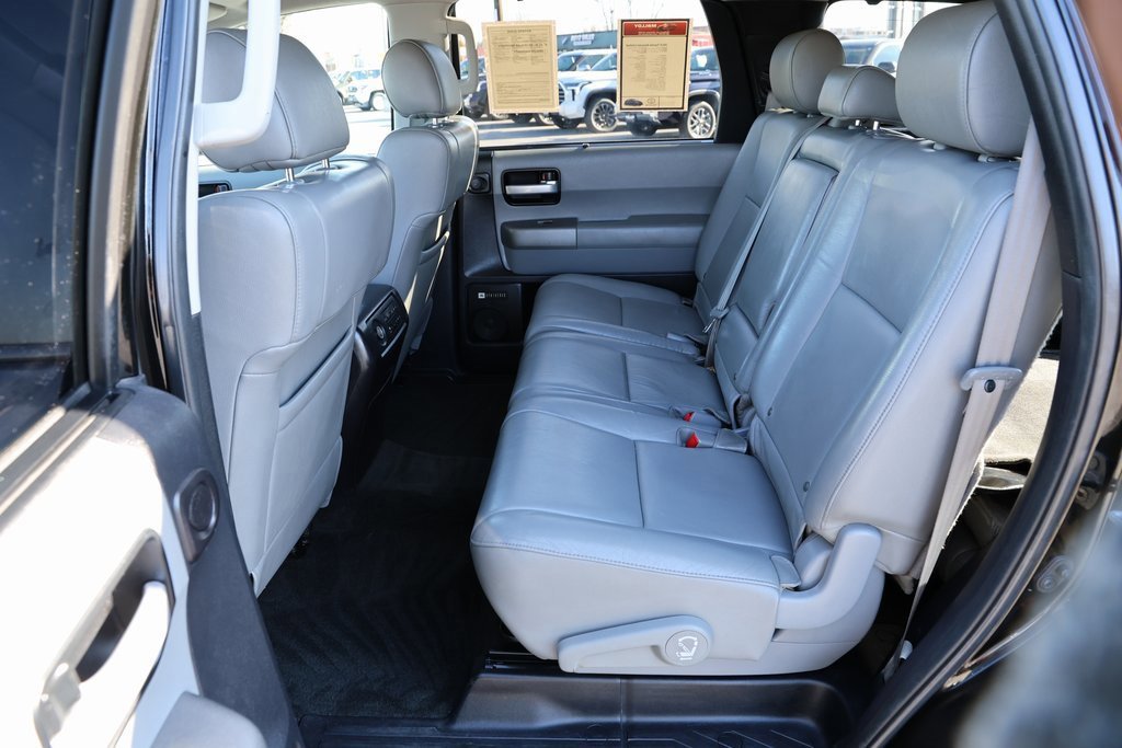 Used 2015 Toyota Sequoia Limited image 24