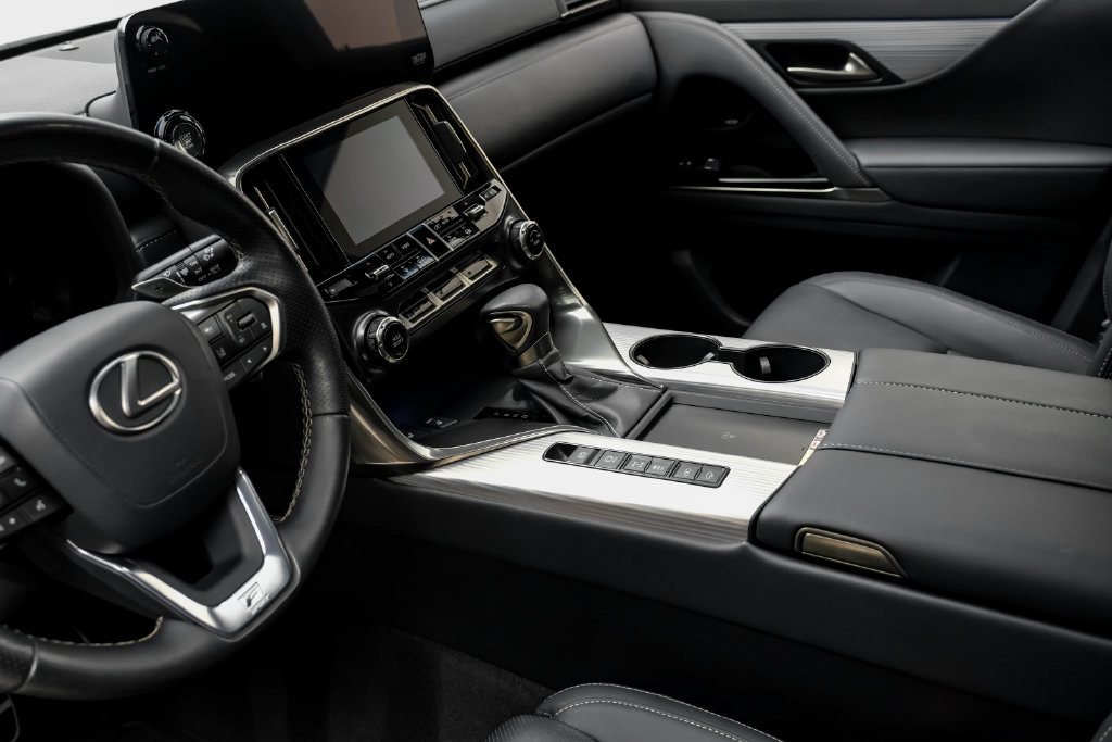 Used 2024 Lexus LX 600 F Sport AWD/4WD image 27