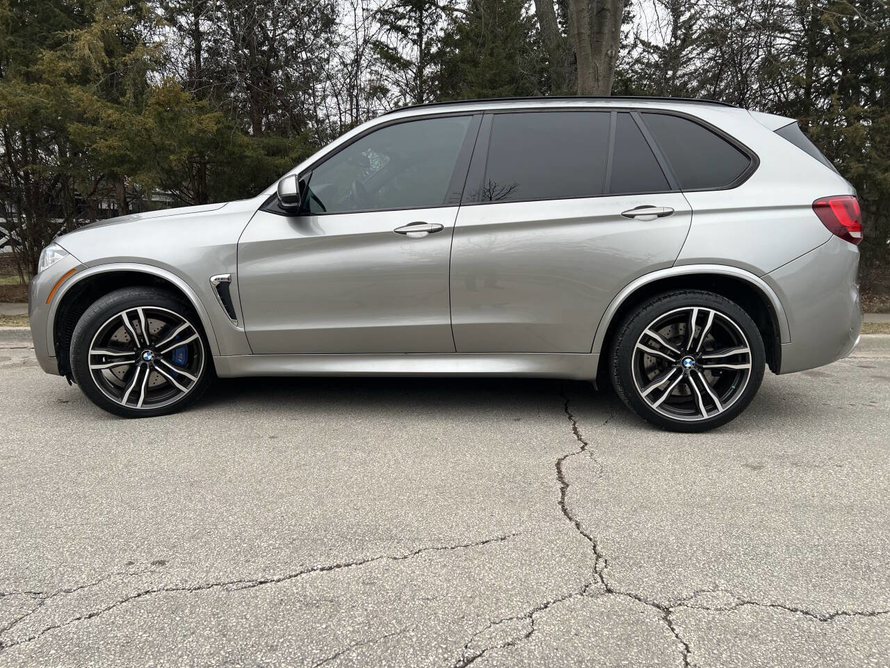 Used 2016 BMW X5 M image 16