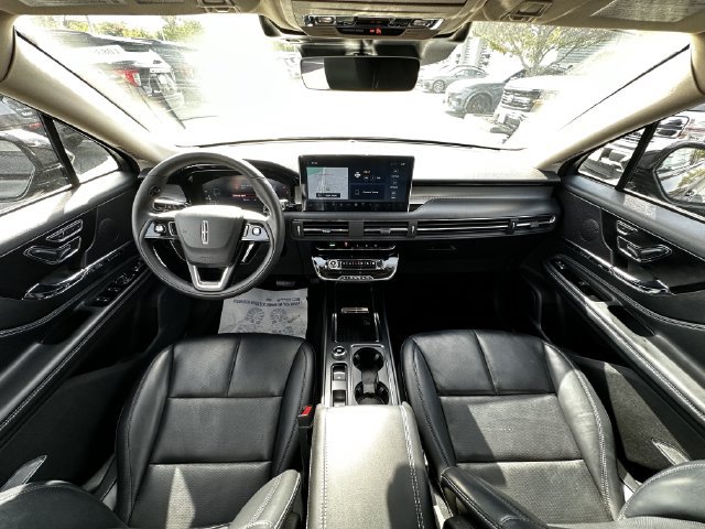 Certified 2024 Lincoln Corsair AWD w/ Equipment Group 101A image 16