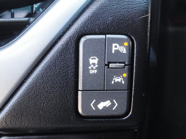 Used 2020 Chevrolet Suburban Premier w/ Premier 6.2L Value Package AWD/4WD image 25
