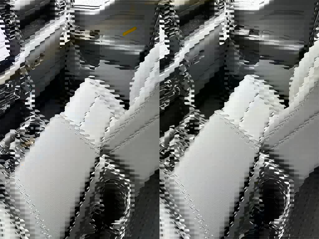 New 2023 Ford F150 Lightning Pro image 19