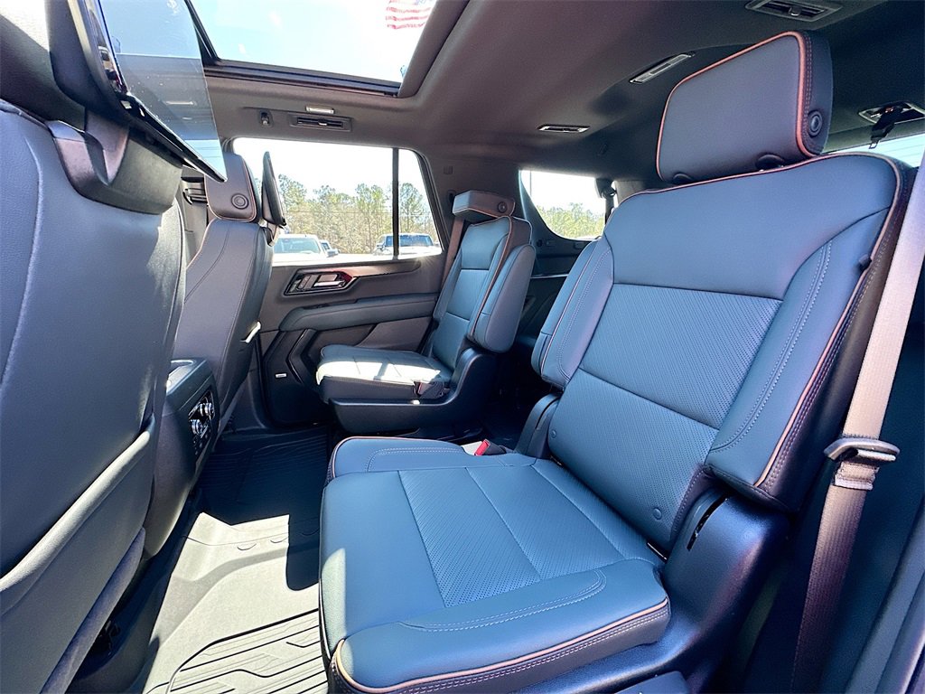 New 2026 GMC Yukon AT4 w/ AT4 Premium Plus Package image 4